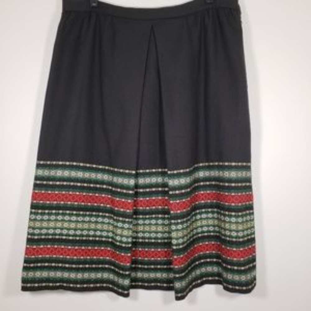 🚫FINAL PRICE 🚫🔸️Black skirt festive colors XL estimated